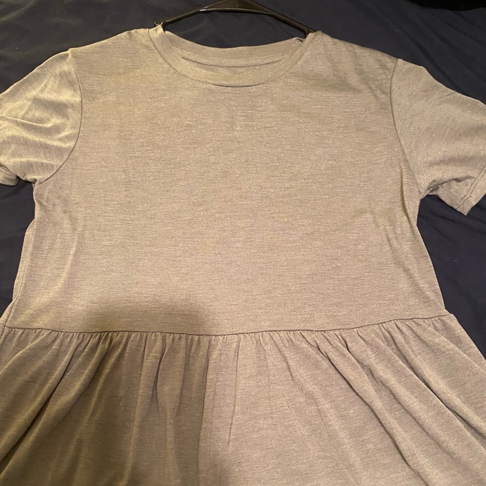 Size sm Green American Eagle soft T-shirt. Worn once